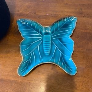 Butterfly decorative plate